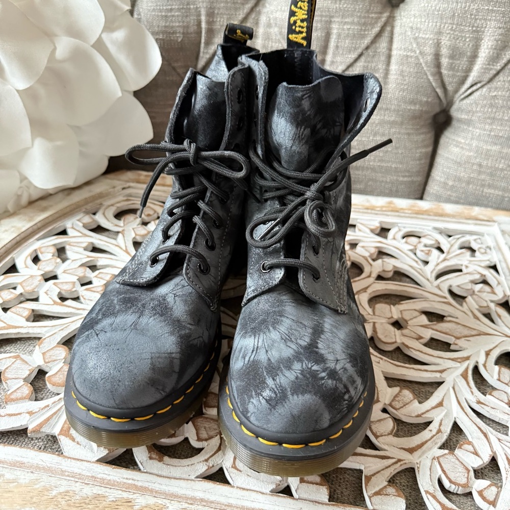 Dr. Martens Pascal Tye Dye Ankle Combat Boots Women’s 9 - Picture 8 of 9